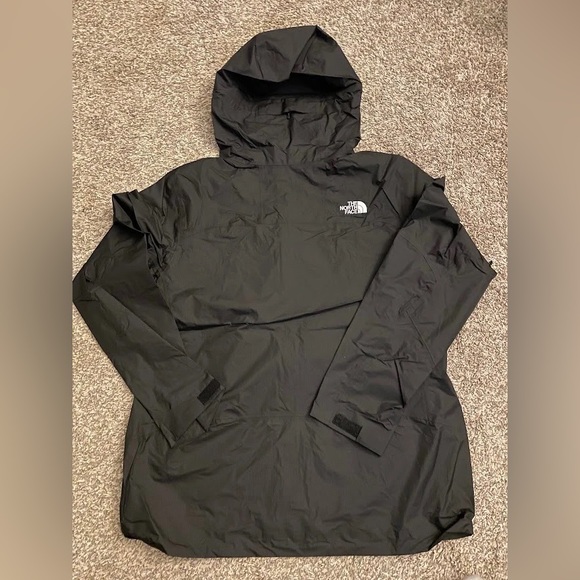 The North Face Men's Black Windbreaker with Red Accents - Picture 3 of 4